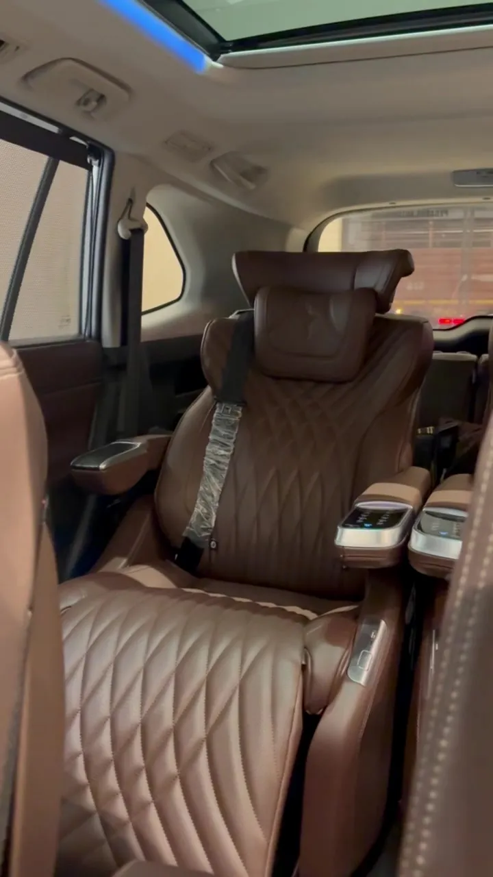 Recliner Seats work by Kursilo