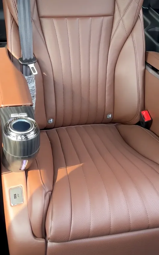 Quilted cognac lounge seating