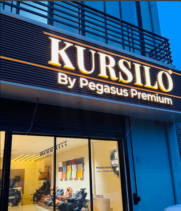 Kursilo showroom in Kirti Nagar, New Delhi